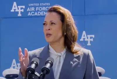 Opinion: If Harris runs for governor, is she prepared for California’s top job?