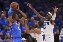 With season on the line, do Timberwolves need to go small?