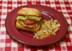 Quick Fix: Pesto Chicken Burger on Ciabatta Bread with Quick Coleslaw