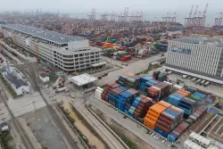China says it’s evaluating US overtures for trade talks, but tariffs remain an obstacle